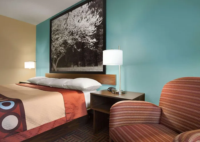 Super 8 By Wyndham Motel Marion
