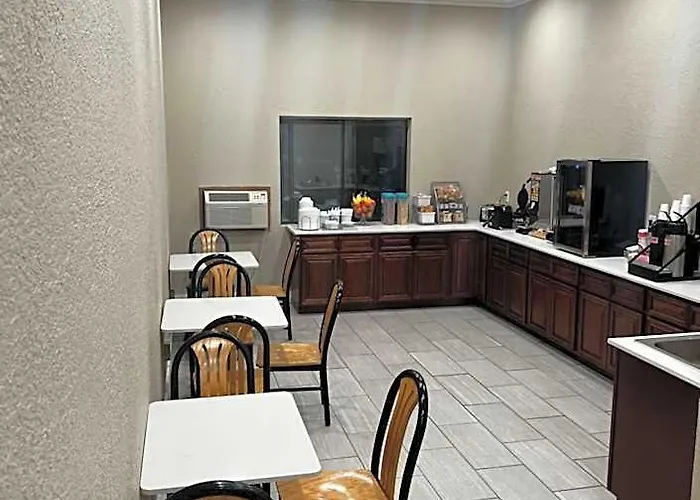 Super 8 By Wyndham
